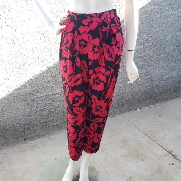 VINTAGE‎ Christian Dior Cropped Dressey Pants - Picture 1 of 4